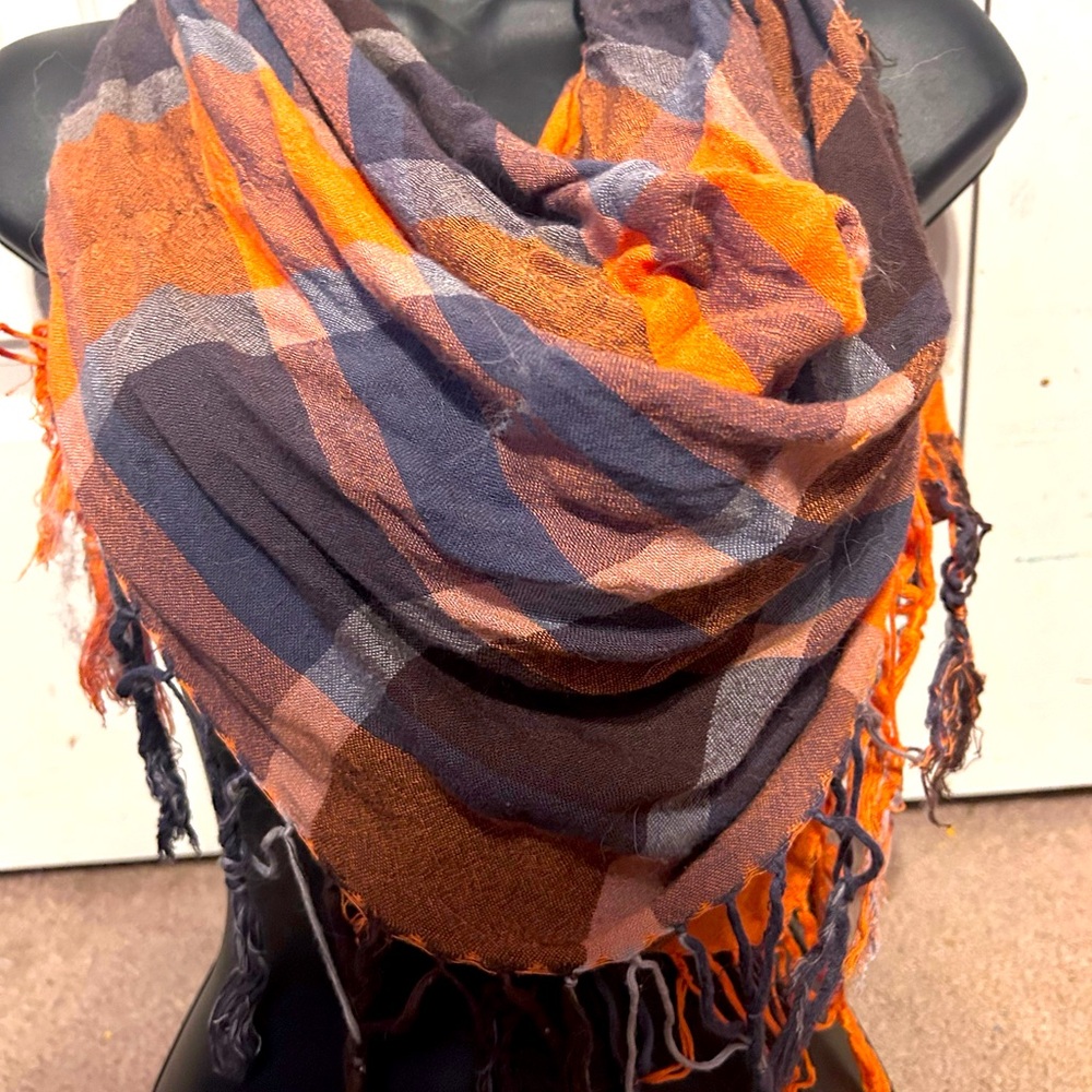NWOT Orange/ Gray Scarf with fringe